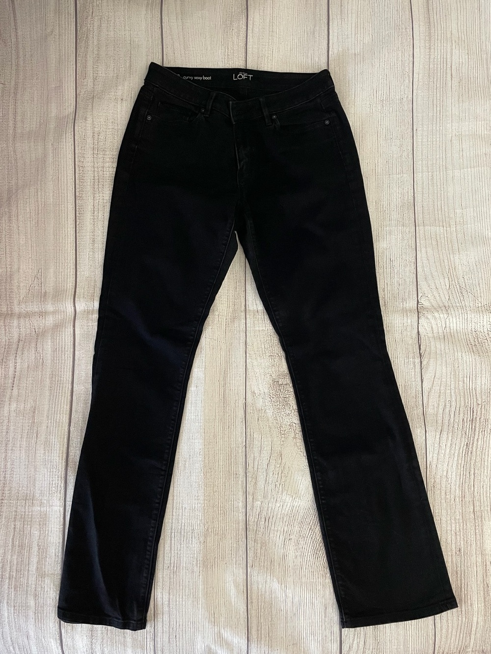 LOFT Women’s Curvy Sexy Boot Jeans in Black Size 8 (29)
